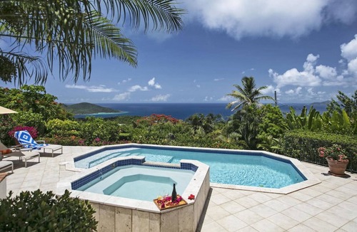 Rosendal House | Exquisite, private villa, centrally located and close to world-famous Magen`s Bay!