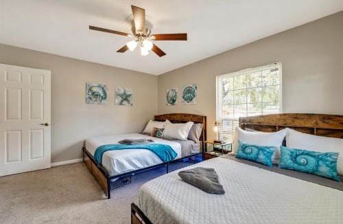 Brandon House | Exquisite Retreat with Heated Pool for 14 Guests, Pool Table Paradise!