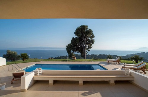 Agia Paraskevi Villa | Exquisite Skiathos Villa | Villa Skiathos Beta | 2 Bedrooms | Private Pool