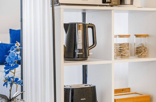 Suedviertel Apartment | Exquisite Superior Suite Near MESSE/CENTER/RÜ/GRUGA/EVONIK/EON