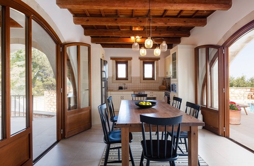 Pigouniana Villa | Exquisite Villa Mesogea with spacious rooms and private pool