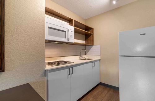 Doral Hotel | Extended Stay America Premier Suites - Miami - Airport - Doral - 25th Street