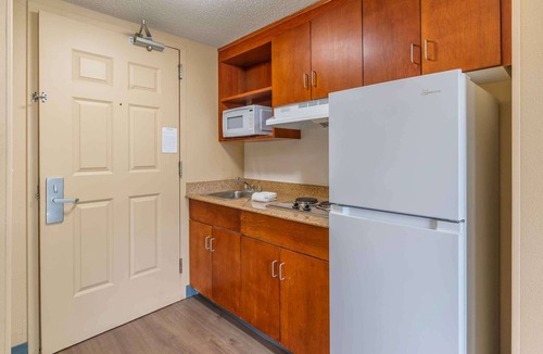 Chesapeake Hotel | Extended Stay America Suites Chesapeake Greenbrier Circle