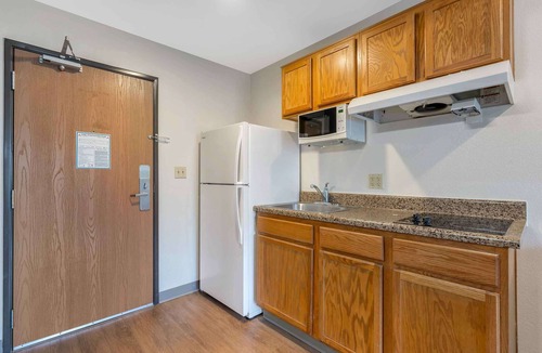 Orlando Hotel | Extended Stay America Select Suites - Orlando - South
