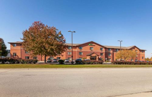 Madison Hotel | Extended Stay America Select Suites - Madison - Old Sauk Rd