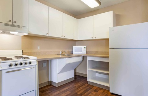Madison Hotel | Extended Stay America Select Suites - Madison - Old Sauk Rd.