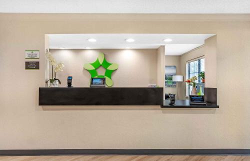Melbourne Hotel | Extended Stay America Suites - Melbourne - Airport