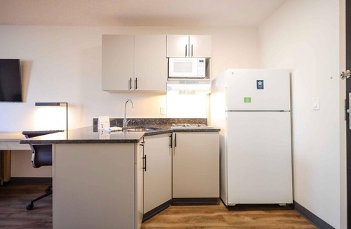 Orange Hotel | Extended Stay America Suites Cleveland Beachwood Orange Pl S