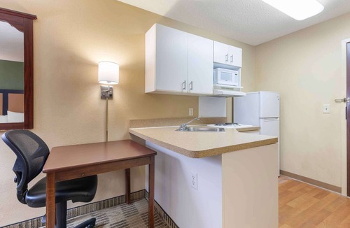 Gaithersburg Hotel | Extended Stay America Suites Washington DC Gaithersburg N