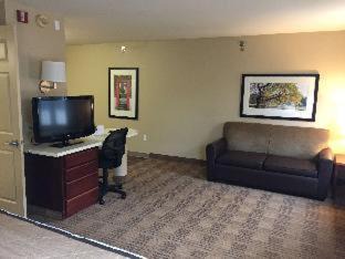 Wayne Hotel | Extended Stay America Suites - Indianapolis - Airport - W Southern Ave