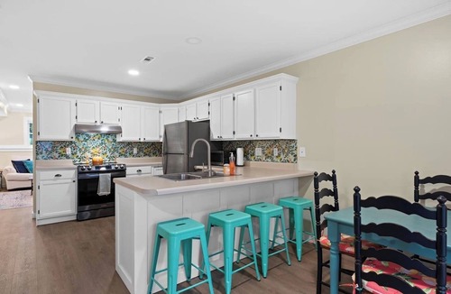 Richmond Apartment | Extended Stay - Park Place #4 - Stylish, Comfort, & Convenience, Just Like Home