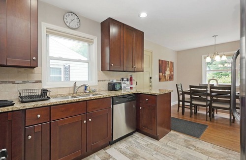 Arlington Heights House | Extended Stay Arlington Heights FHS Rental