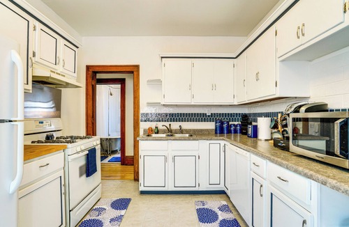 Minneapolis House | Extended Stays Welcome: 1 MI to North Loop