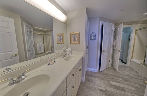 Thomas Drive Condo | Extensive Balcony with Ocean View Penthouse - Unit 2303 by RedAwning