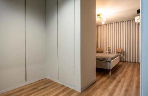 Sao Miguel do Rio Torto Apartment | Extra Large 2BR Apartment Next to Metro Station
