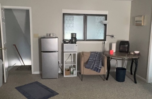 Newport News Apartment | Extra large studio centrally located. Cozy, and quiet. Private parking.