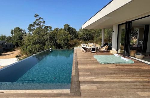 Lecci Villa | Extraordinary villa with sea view and swimming pool
