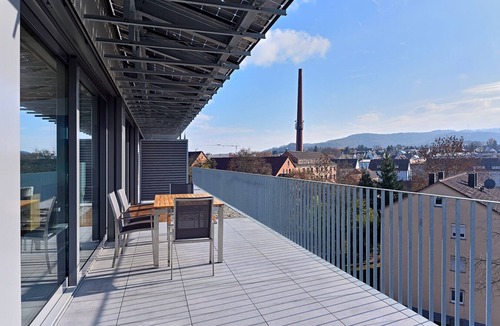 Schorndorf Apartment | Extravagant penthouse apartment with stunning views of the countryside