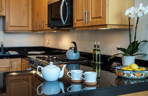 South Capitol Condo | Eye Candy Loft | Modern Santa Fe Loft | Railyard District