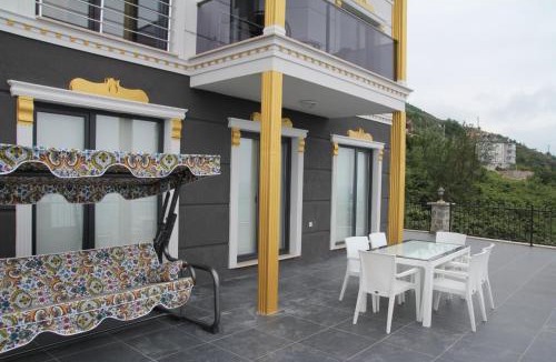 Akcaabat Villa | EYLA VİLLA