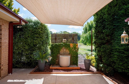 Orange East Villa | Eyvan Grove | Luxury 4-Bedroom Country Retreat Near Orange Wineries (Sleeps 8)