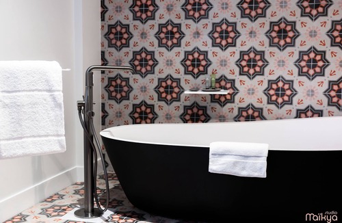 Montlivault Hotel | Ezia