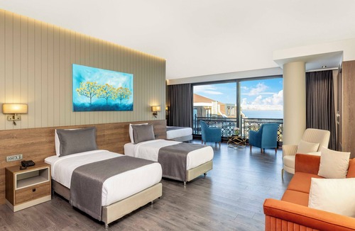 Avcilar Hotel | Ezkar Bathonea Art İstanbul Hotel