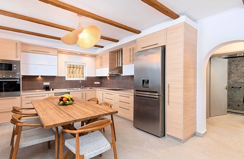 Paralia Kourna House | für 24 Personen in Chania, Kreta (West-Kreta) by Interhome