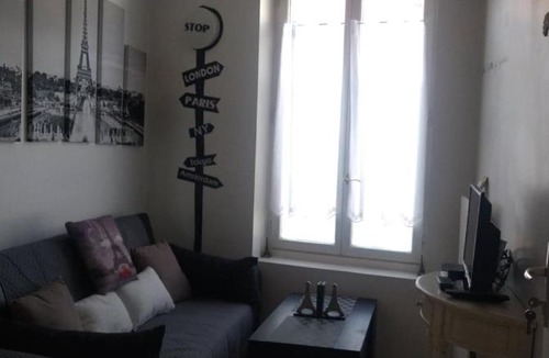 Corbeil-Essonnes Apartment | F2 accueillant de 54 m² refait à neuf
