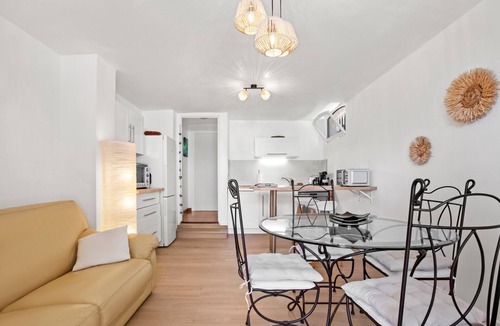 Antheor Villa | F2 Ground Floor Villa La Colline, Sea View, Wi-Fi and Air Conditioning
