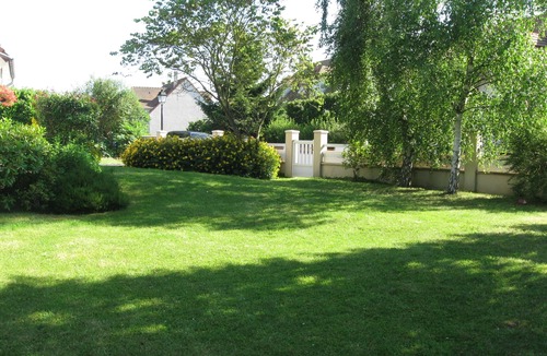 Saint-Germain-les-Corbeil House | F2 in suburban residence 30 km from Paris