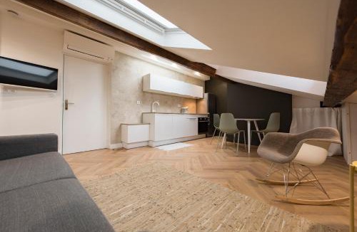 Saint-Raphael Apartment | F2 très cosy (calme) coeur de ville 1min de la plage