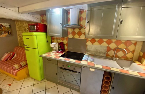 Behobie Cottage | F3 ds seventeenth century Basque farmhouse charming property of 3 hectares