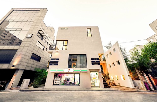 Yeonnam-dong House | F9 Tailored Service Home near Hongik University Station