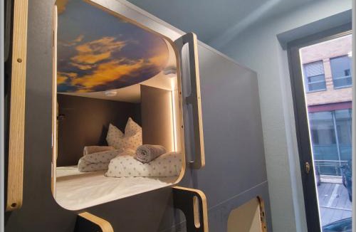 Halle Hotel | Fabcap Kapsel Apartment