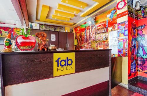 Gandhipuram Hotel | FabExpress Apple Grand - 200m from Our Lady of Fatima Church