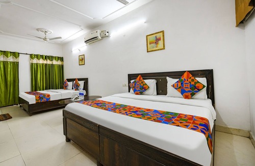 Sector 45 Hotel | Fabexpress Diamond Sector 45