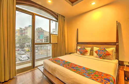 Kalkaji Hotel | FabExpress Le Grand