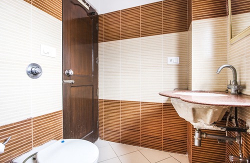 Zirakpur Hotel | FabExpress Mittaso