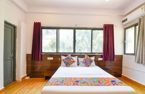 Koregaon Park Hotel | Fabexpress Sai Inn