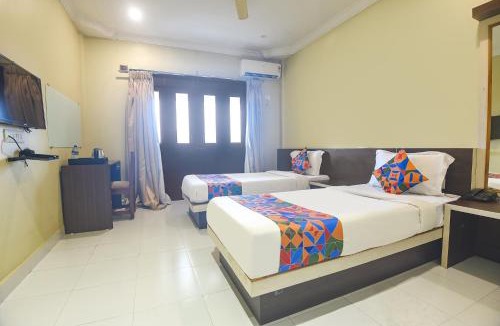 Pajifond Hotel | FabExpress Sunrise