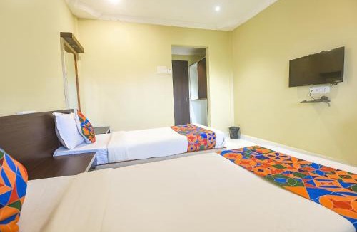 Pajifond Hotel | FabExpress Sunrise