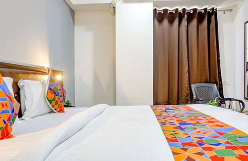 Wakad Hotel | Fabhotel Ambience Executive