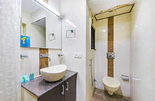 Nungambakkam Hotel | FabHotel B Zone