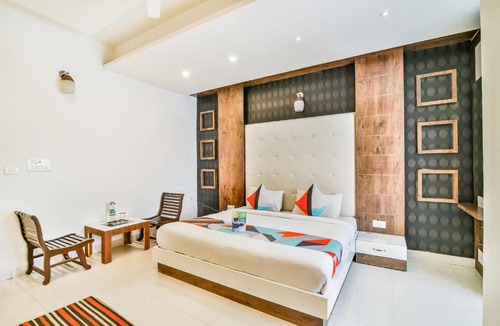 Amritsar Hotel | FabHotel Behl Regency