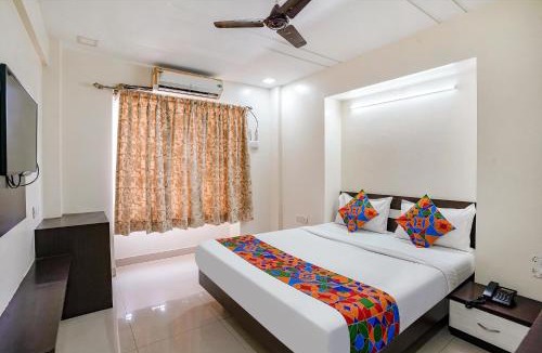 Kharadi Hotel | FabHotel Destination 42 - Nr Pheonix Mall