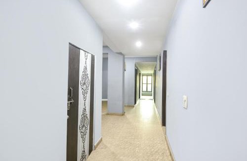 Old Gurgaon Hotel | FabHotel Elite Stay
