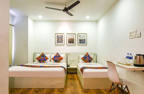 Kolkata Hotel | Fabhotel Globe Express