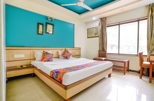 Kalamboli Hotel | Fabhotel Guru Heritage