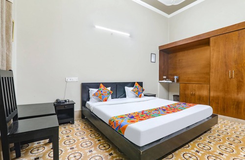 Allahabad Hotel | Fabhotel Harmony